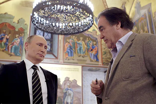 Une image des entretiens de Vladimir Poutine avec le réalisateur Oliver Stone