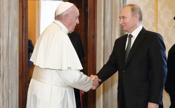 Papst Franziskus und Wladimir Putin